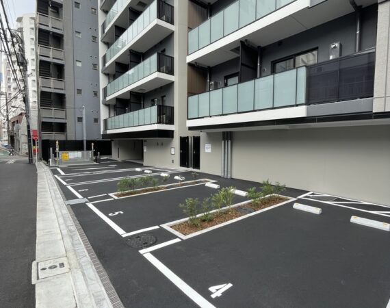 ザ・パークハビオ市ヶ谷イースト　駐車場