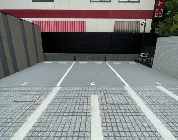 ザ・パークハビオ市ヶ谷イースト　駐車場